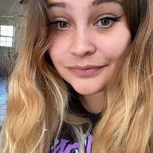 Meet your Posher, Vicky